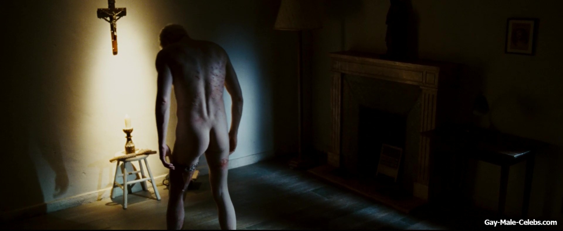 Paul Bettany Nude And NSFW Scenes in The Da Vinci Code