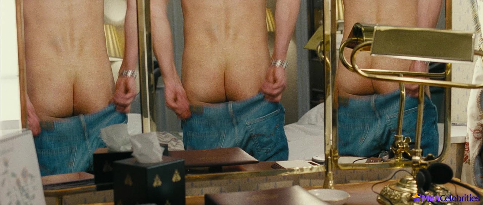Paul Bettany butt video