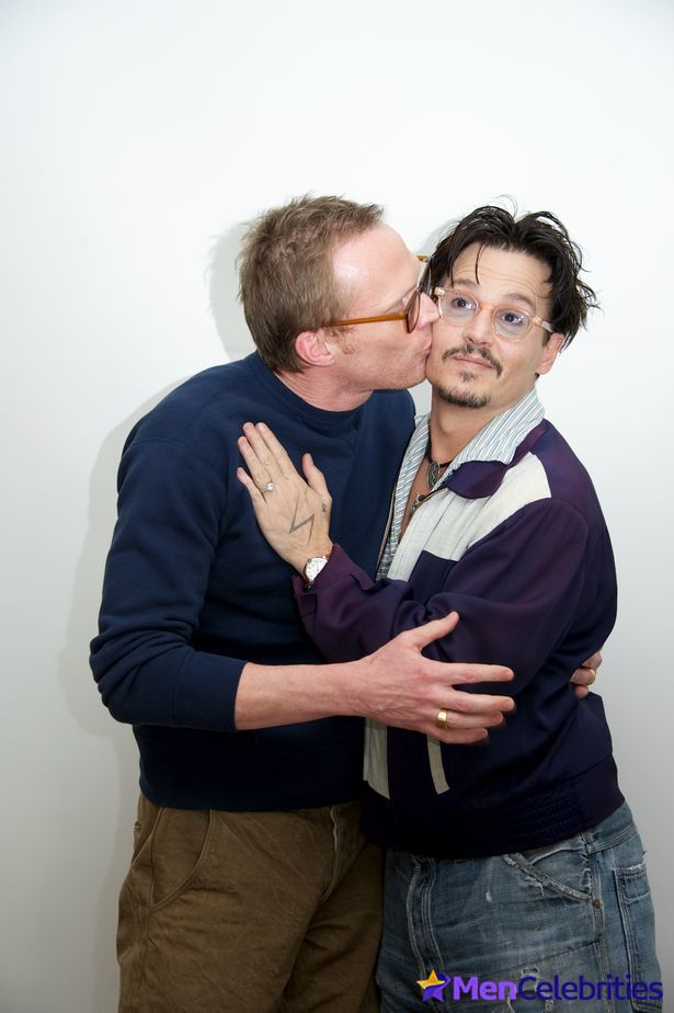 Paul Bettany gay sex