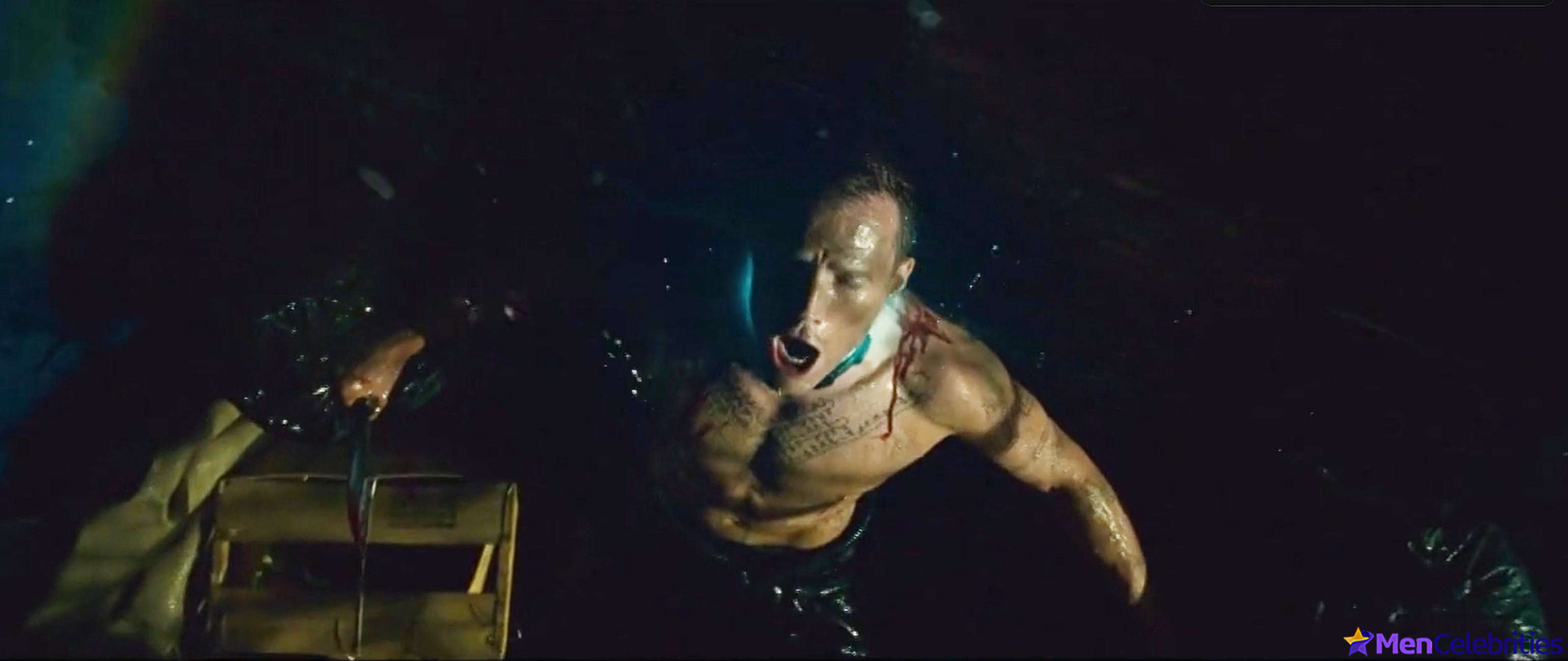 Paul Bettany nude and underwear scenes