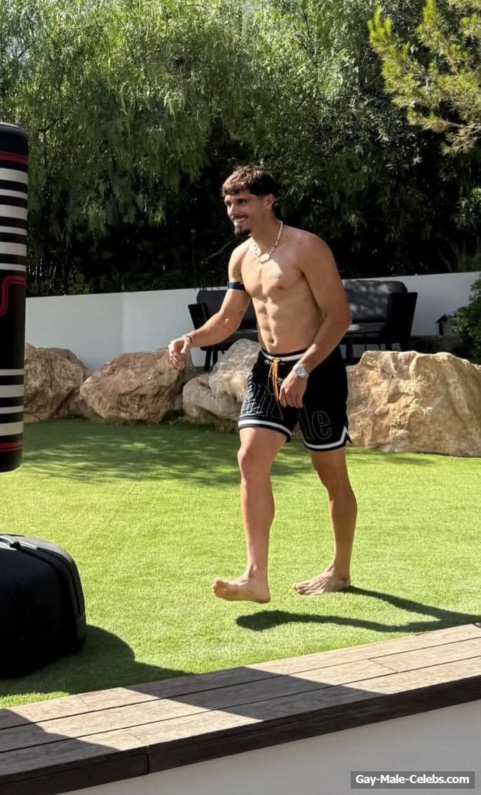 Pedro Neto Shirtless And Cock Bulge Photos