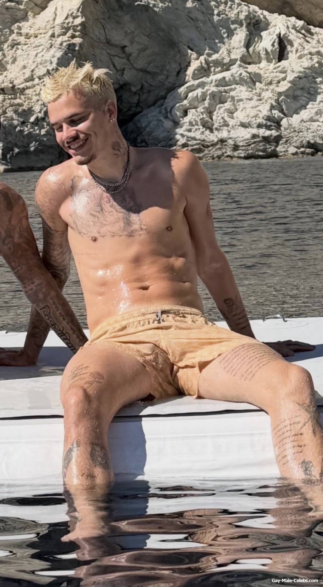 Romeo Beckham nude