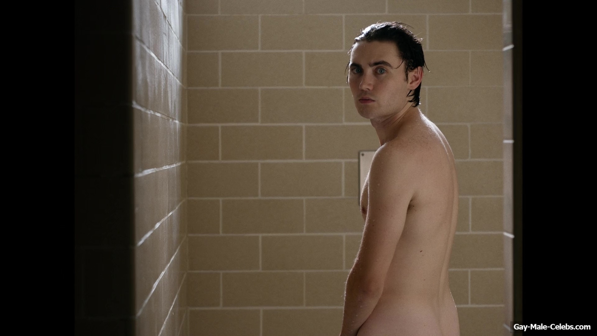 Spencer MacPherson Nude Shower Scenes in School Spirits