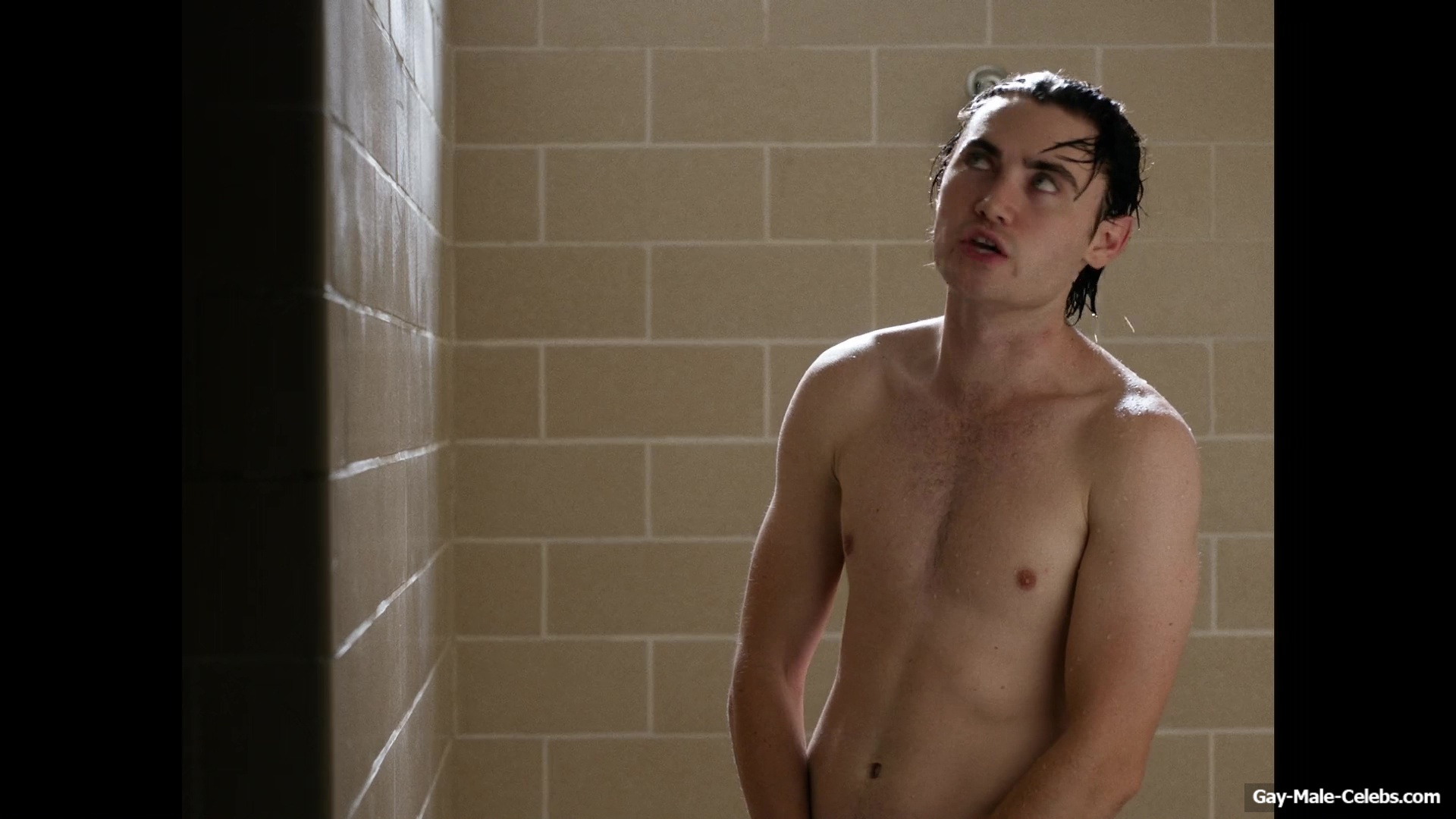 Spencer MacPherson Nude Shower Scenes in School Spirits