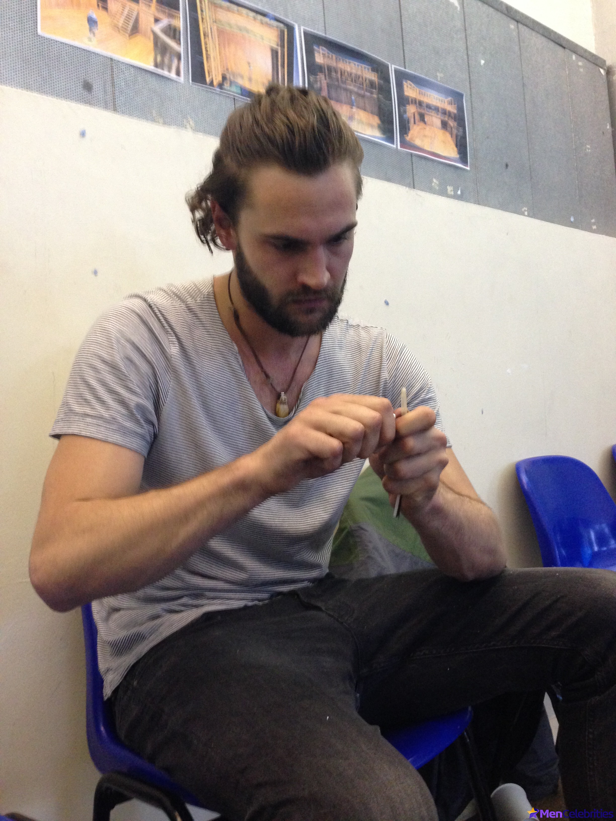Tom Bateman sexy posing photos