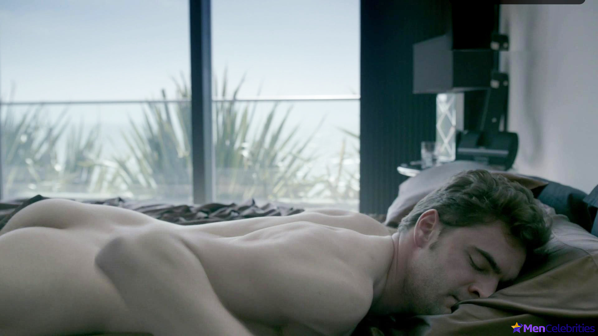 Tom Bateman nude and sex scenes