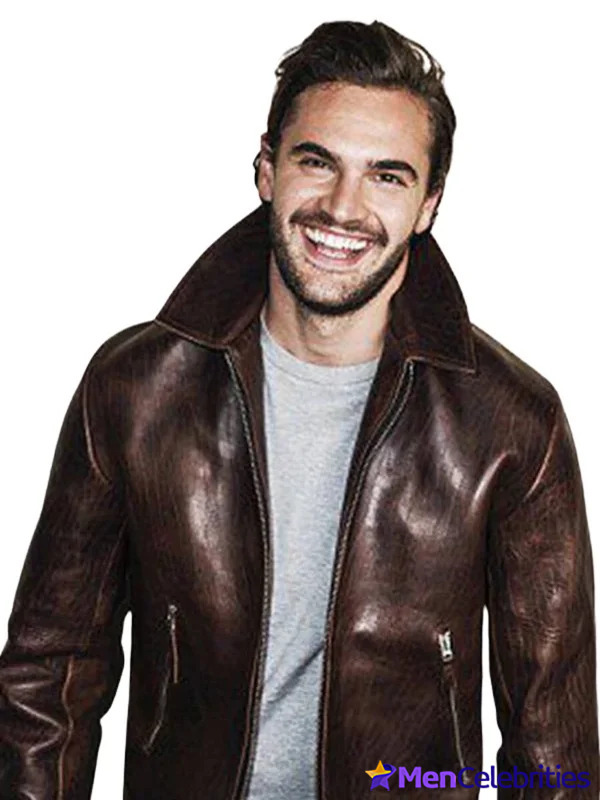 Tom Bateman sexy posing photos