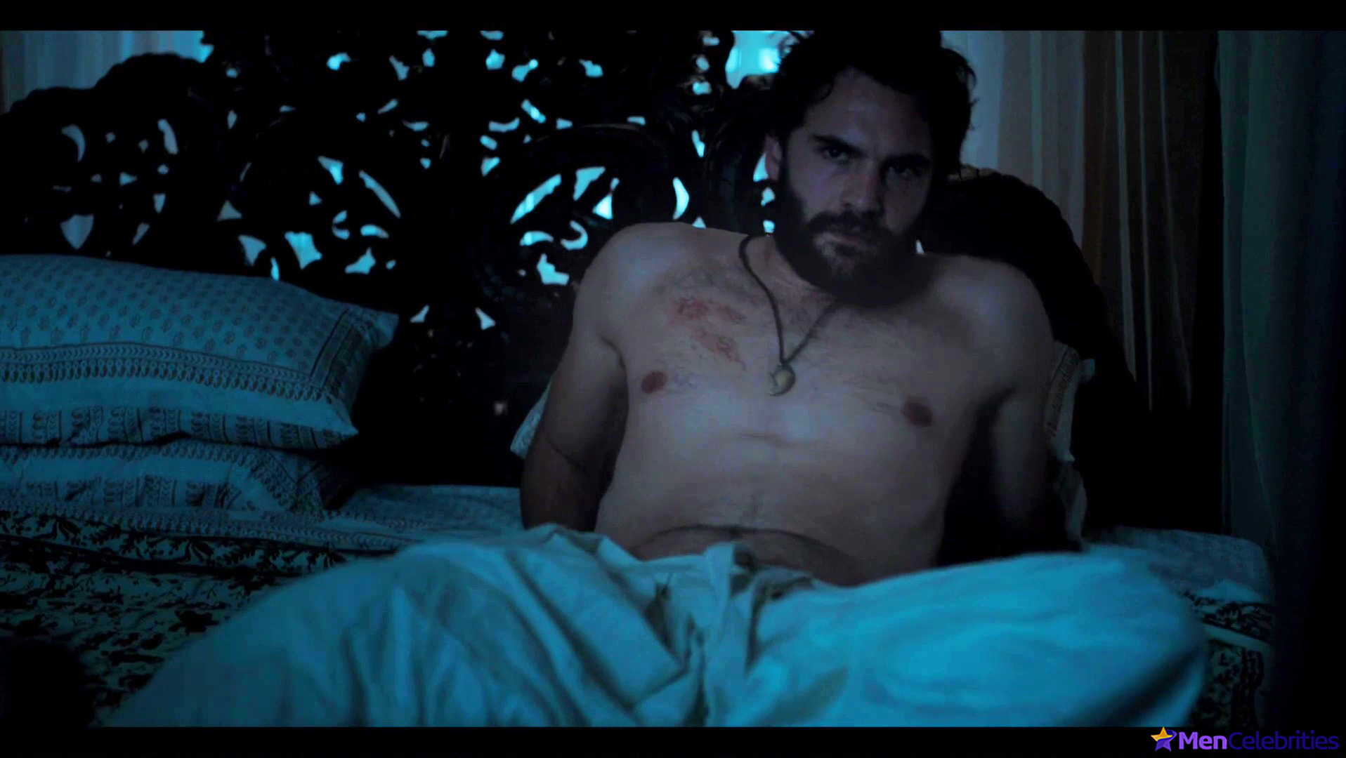 Tom Bateman nude and sex scenes