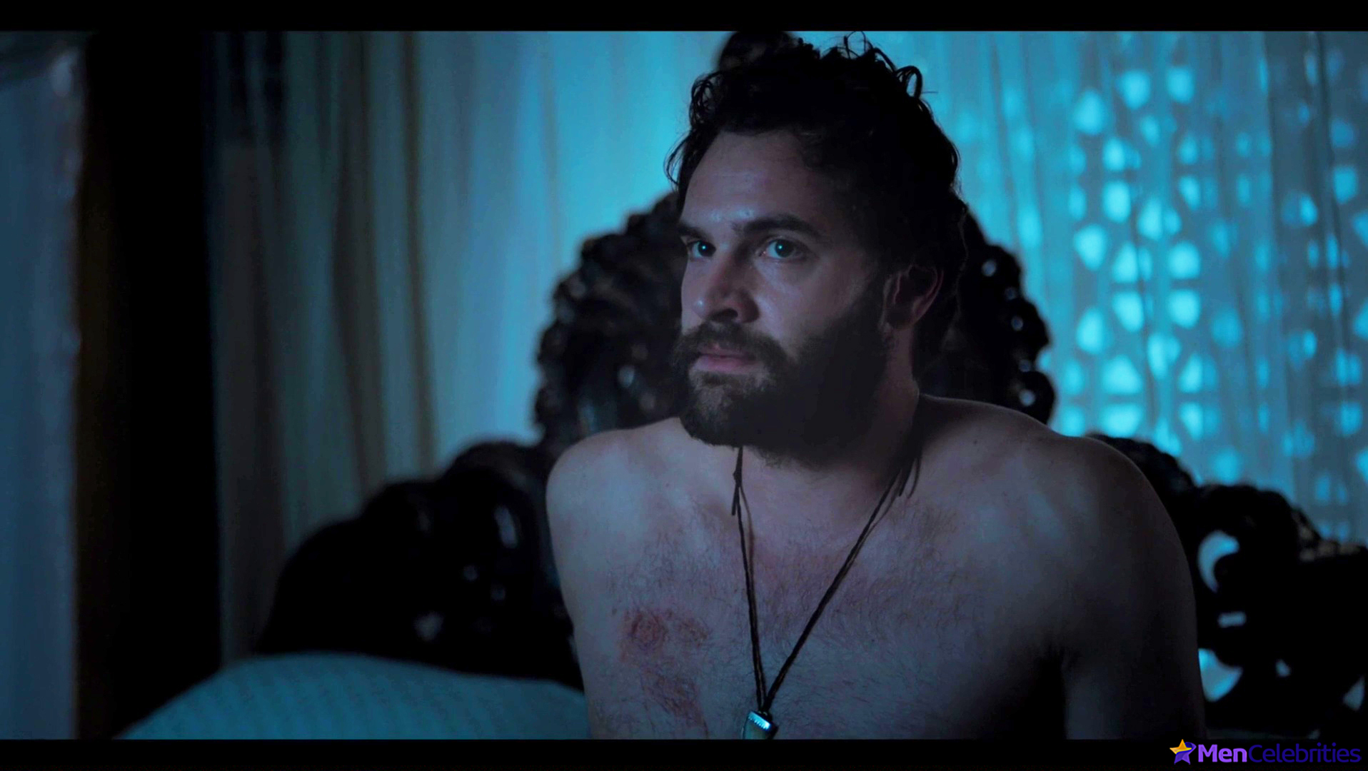Tom Bateman nude and sex scenes