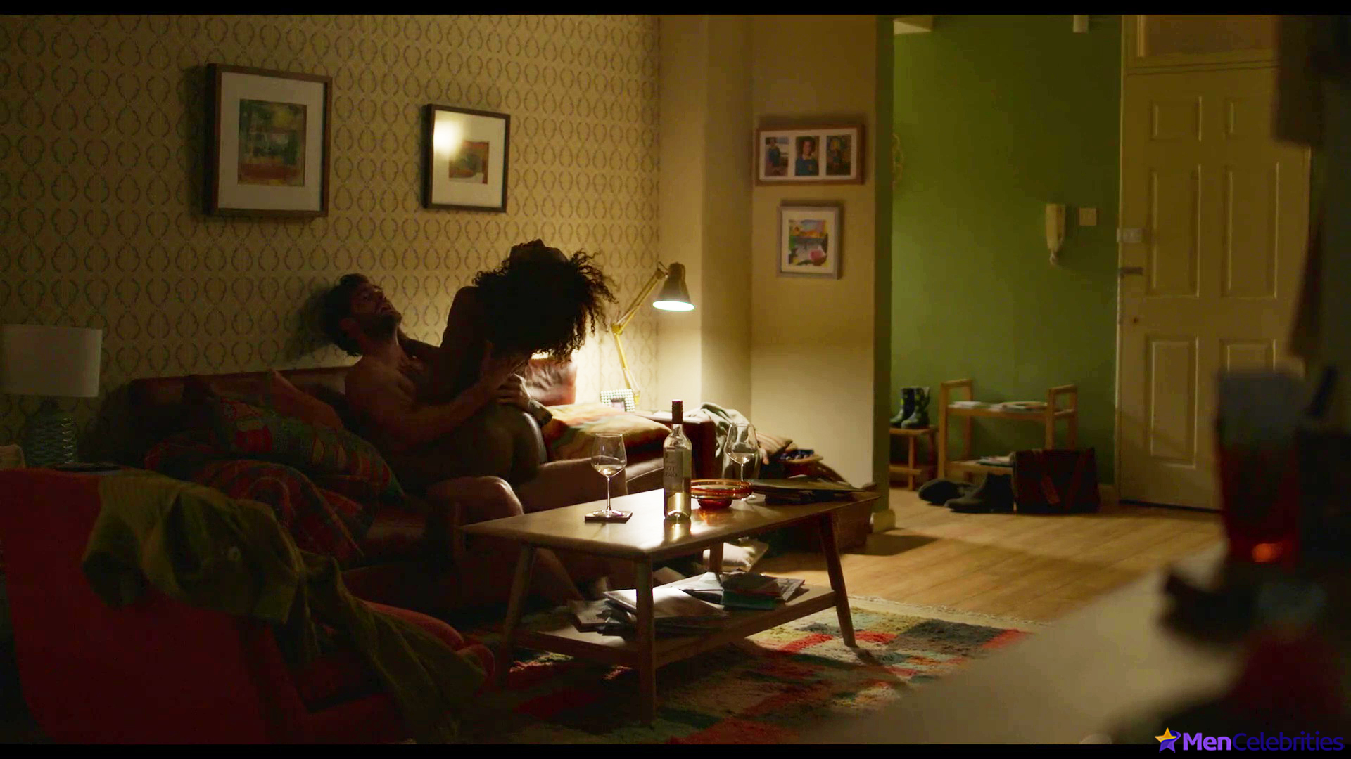 Tom Bateman nude and sex scenes
