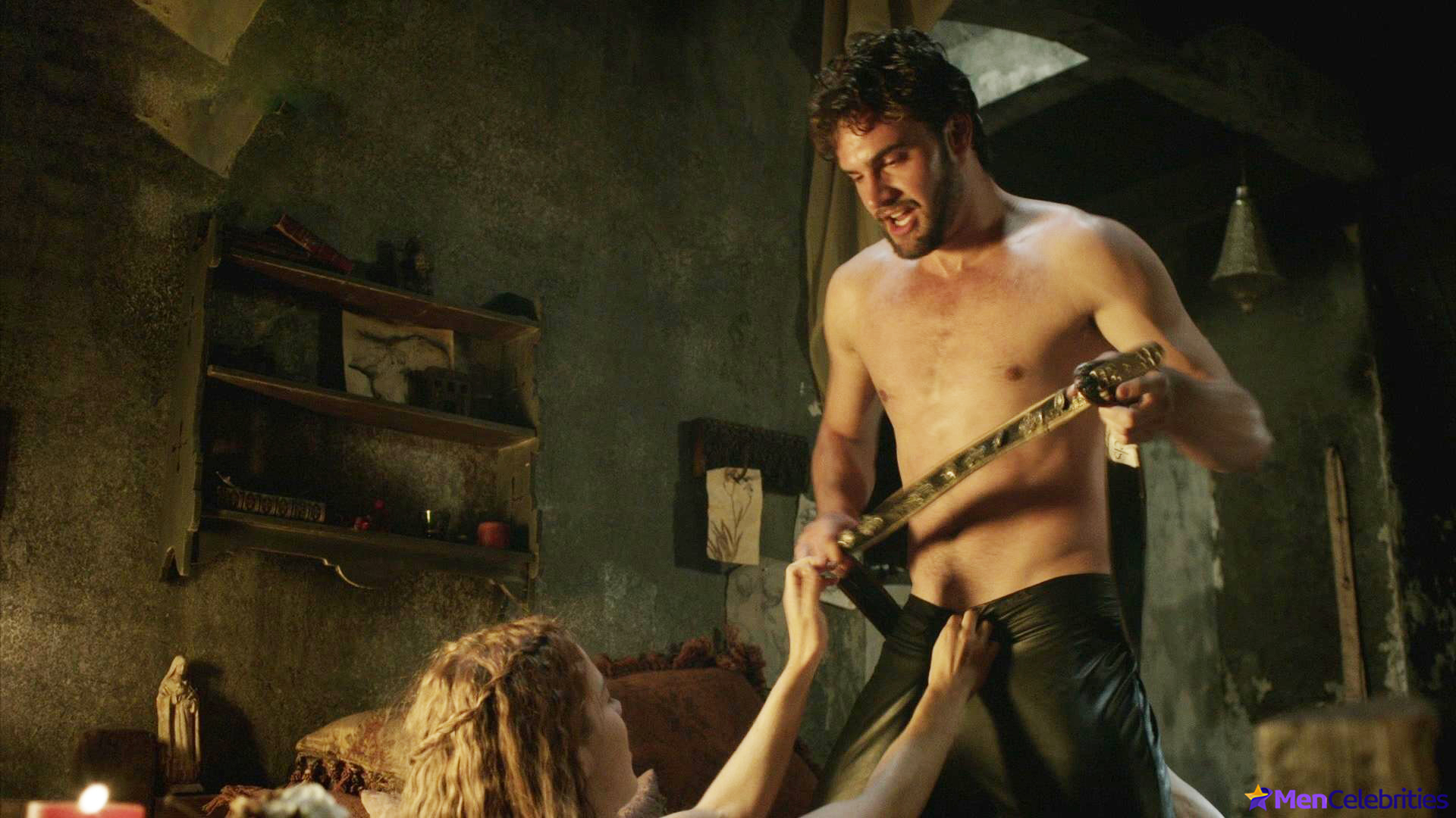 Tom Bateman nude and sex scenes