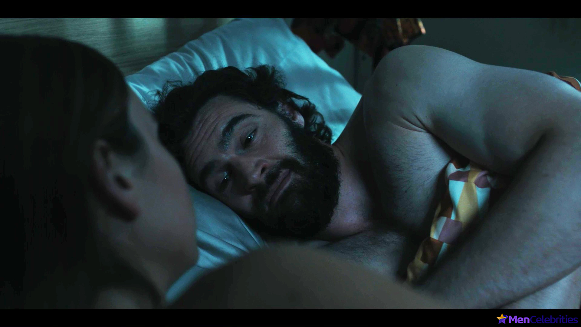 Tom Bateman nude and sex scenes