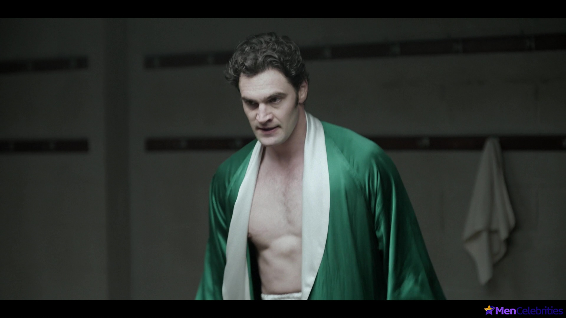 Tom Bateman nude and sex scenes