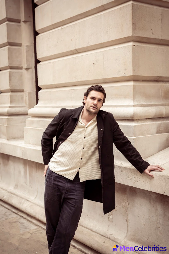 Tom Bateman sexy posing photos