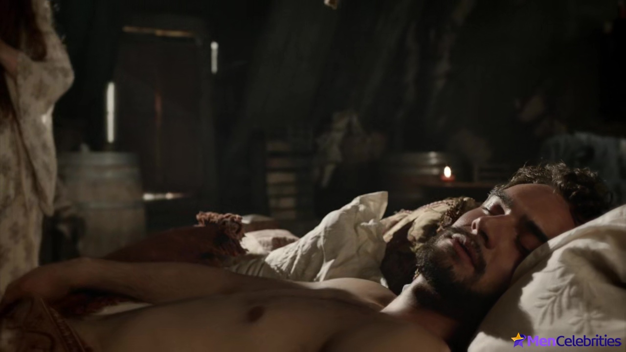 Tom Bateman nude and sex scenes