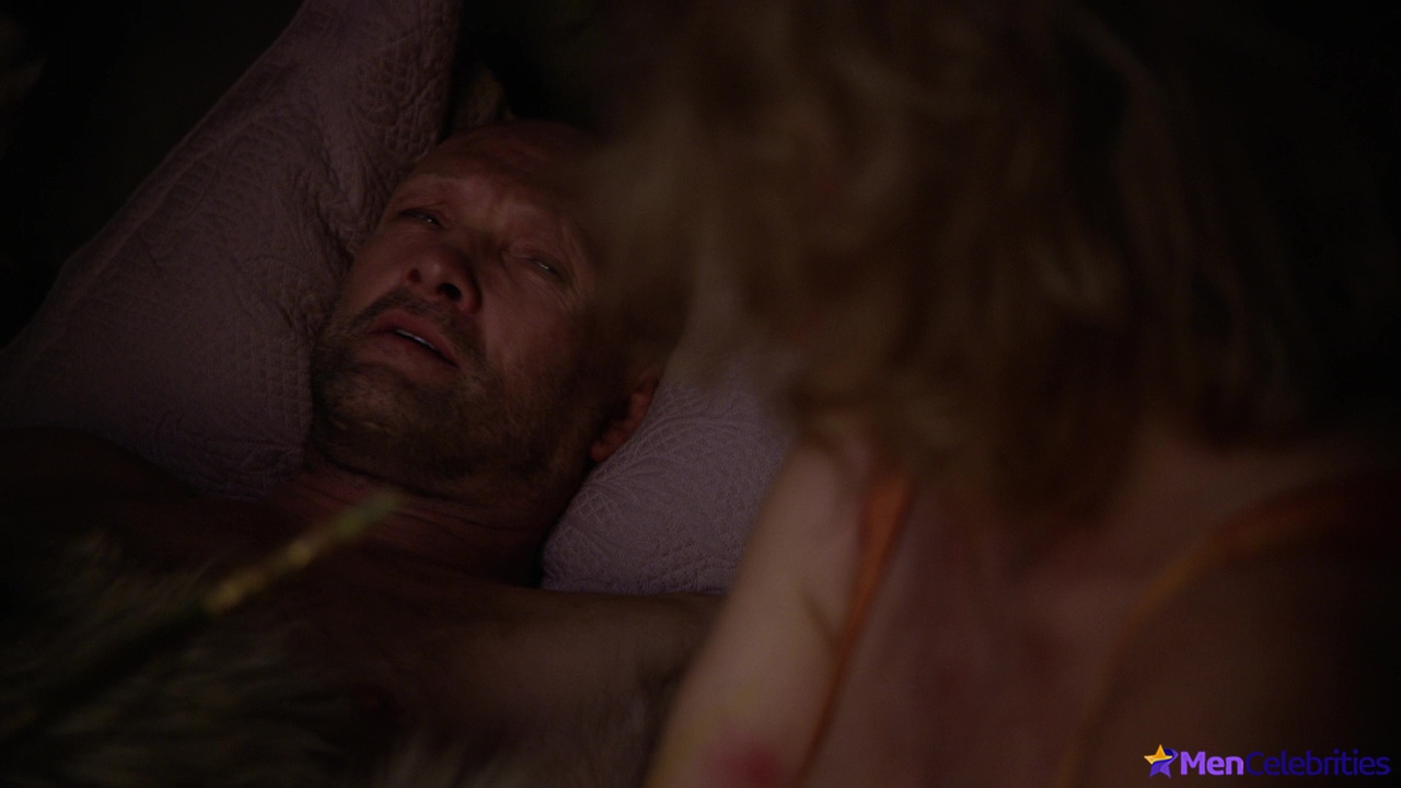 Andrew Howard naked in The Outpost 1-04 Strange Bedfellows