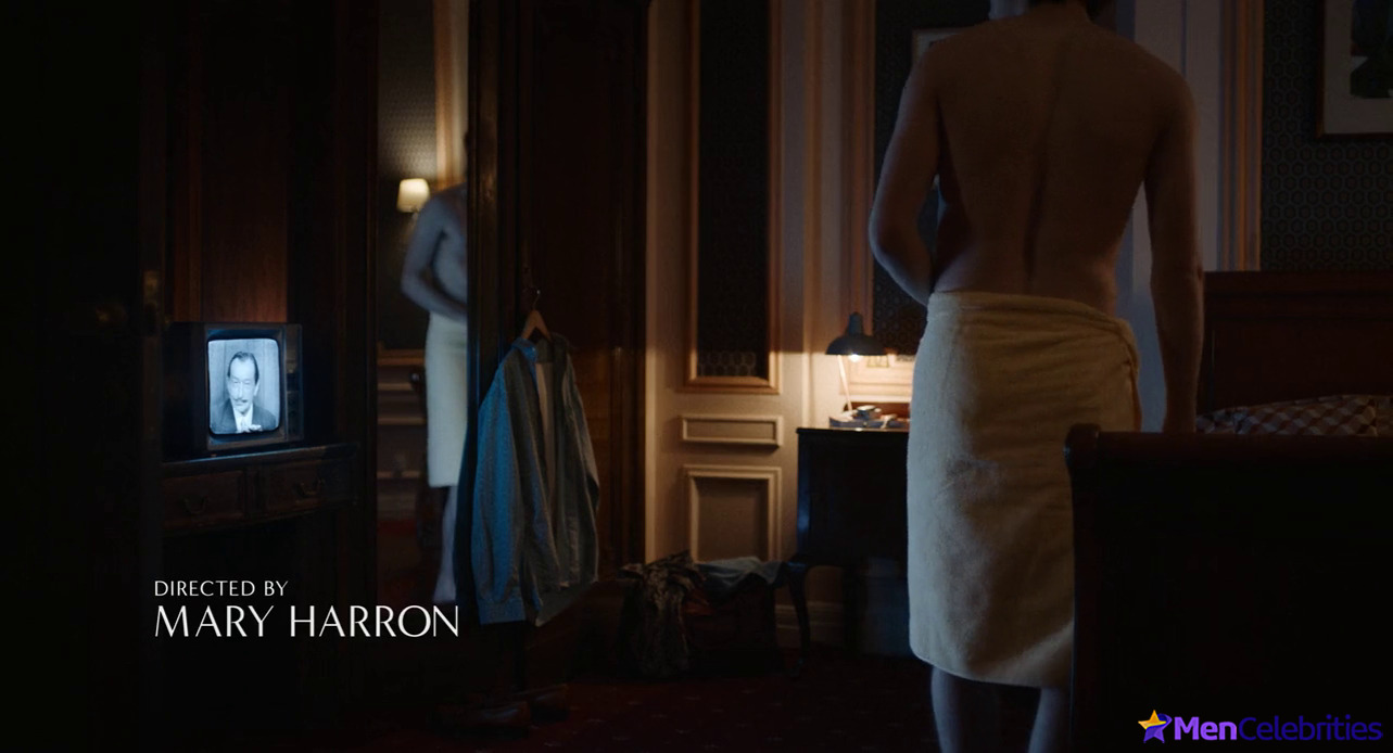 Christopher Briney nude and sex scenes