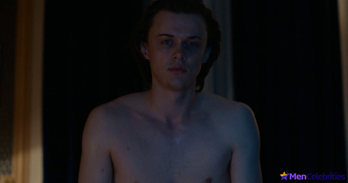 Christopher Briney nude in Daliland