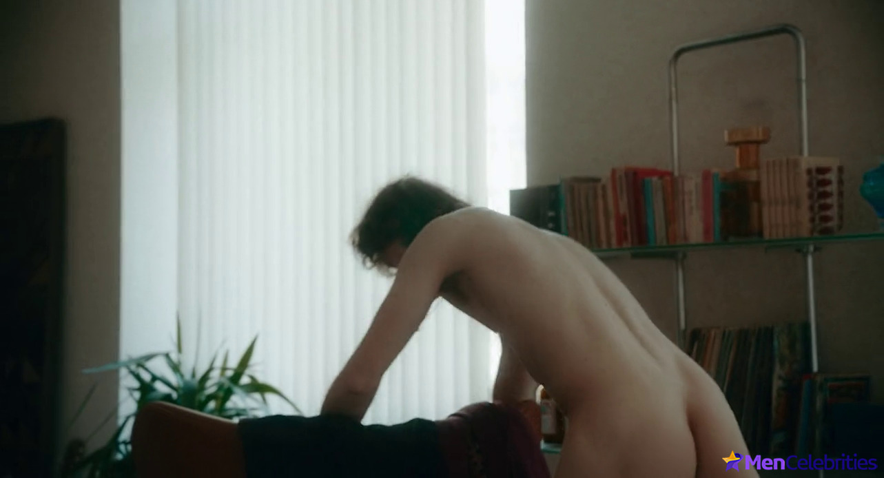 Christopher Briney nude in Daliland