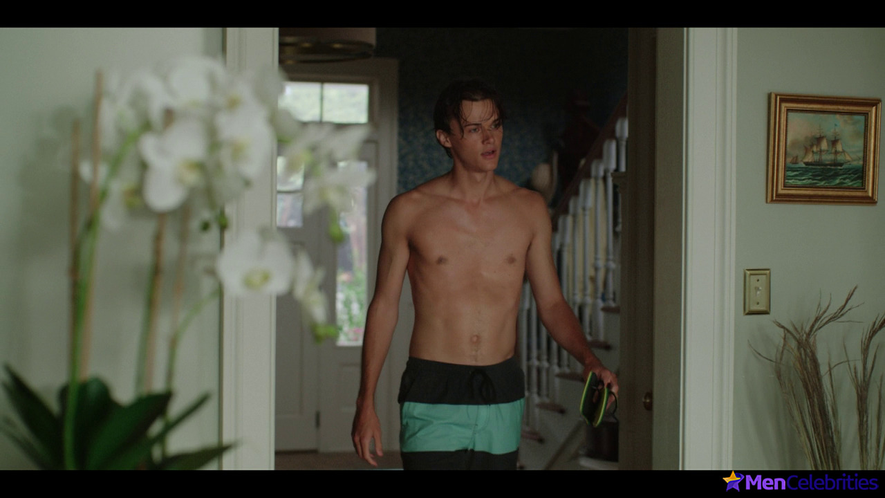 Christopher Briney shirtless in The Summer I Turned Pretty 1-02 Summer Dress