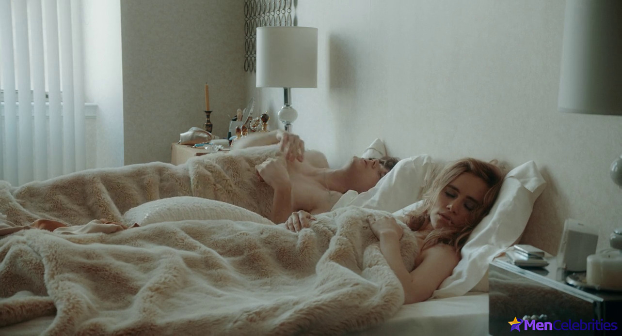 Christopher Briney nude in Daliland