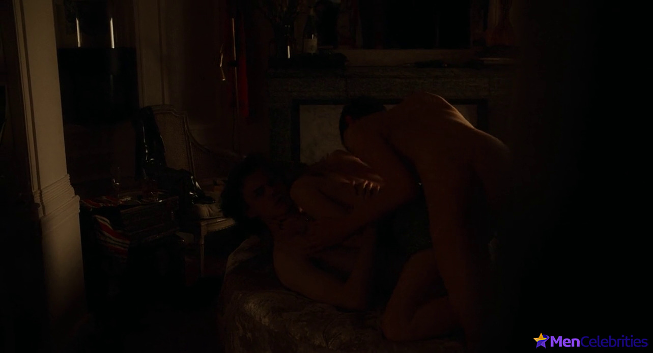 Christopher Briney nude and sex scenes