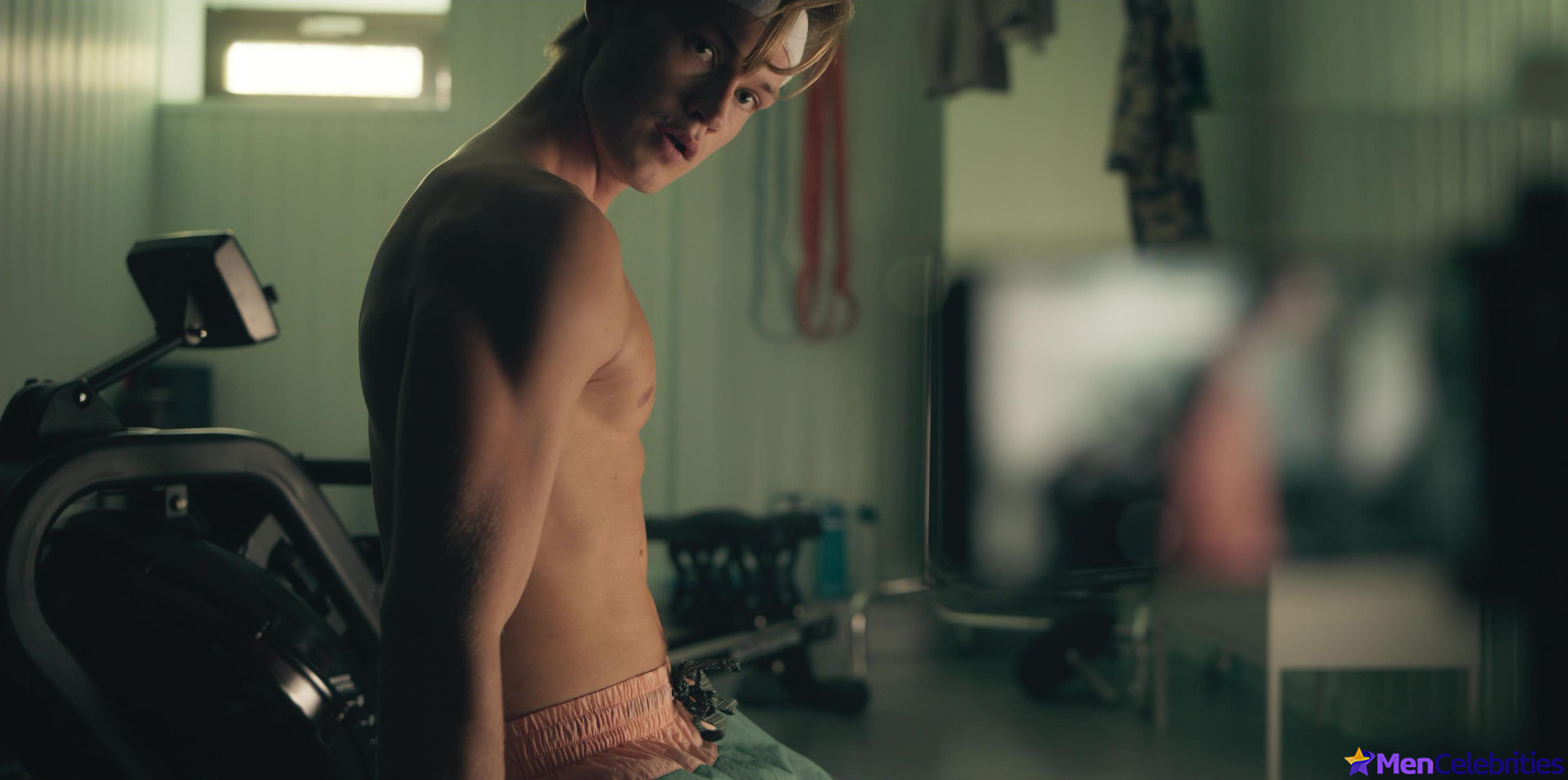 Damian Hardung nude and sex movie scenes
