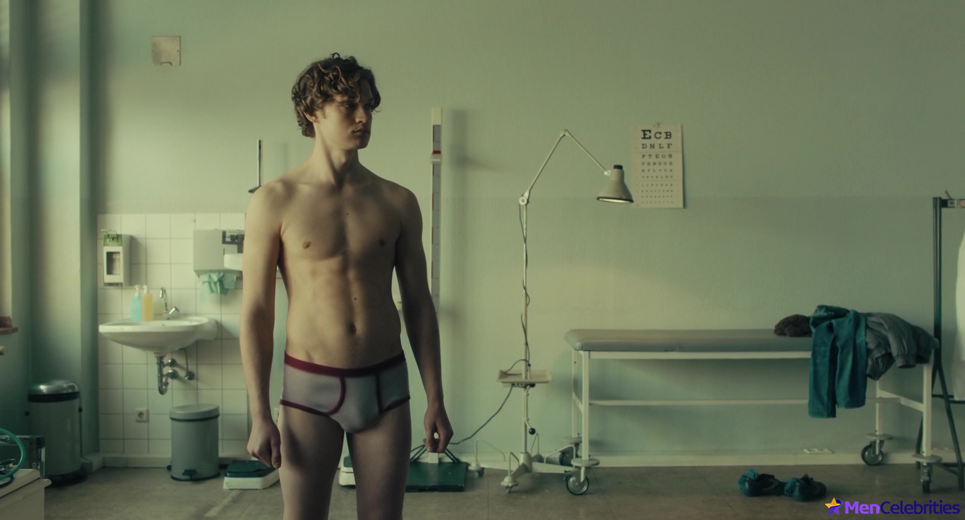 Damian Hardung nude and sex movie scenes