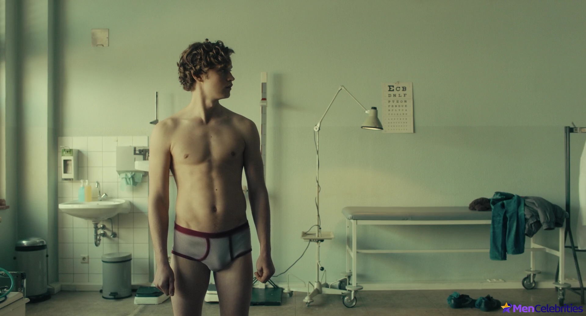 Damian Hardung nude and sex movie scenes