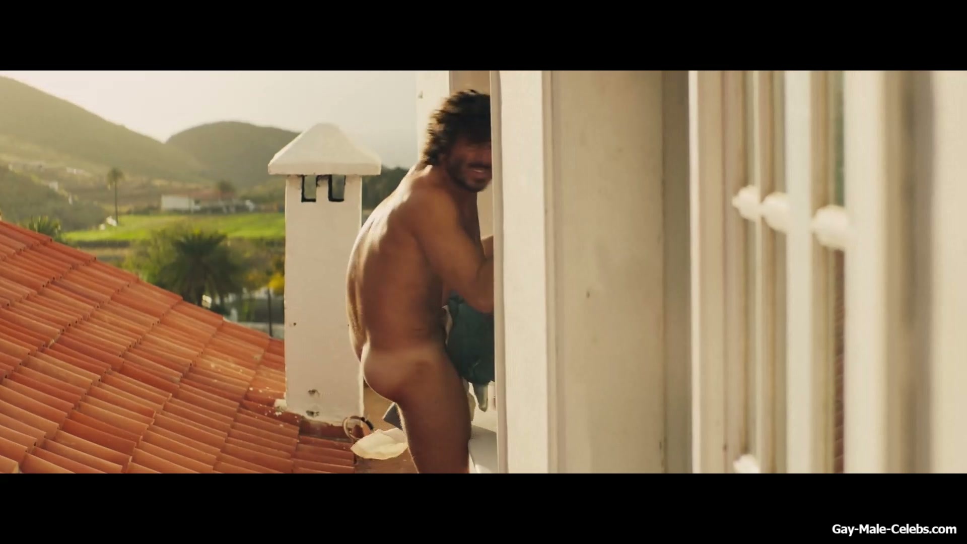 Freddie Dennis and Jaime Zatarain Frontal Nude And Gay Sex in A una isla de ti