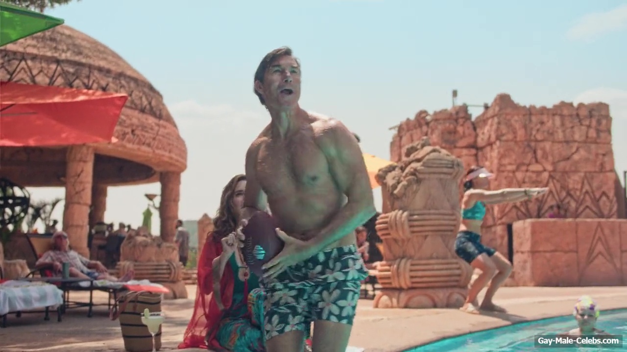 Jerry OConnell Tim Rozon and Chris van Rensburg Shirtless And Cock Bulge Scenes in Summers Last Resort