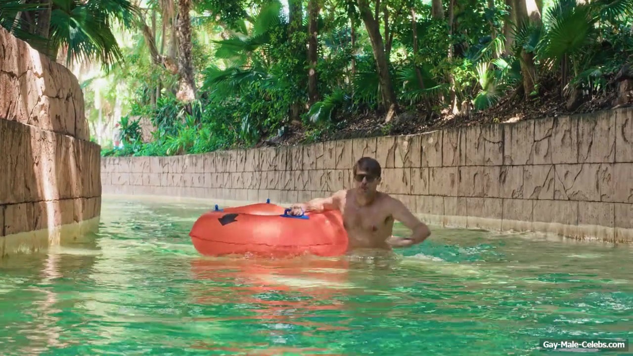 Jerry OConnell Tim Rozon and Chris van Rensburg Shirtless And Cock Bulge Scenes in Summers Last Resort