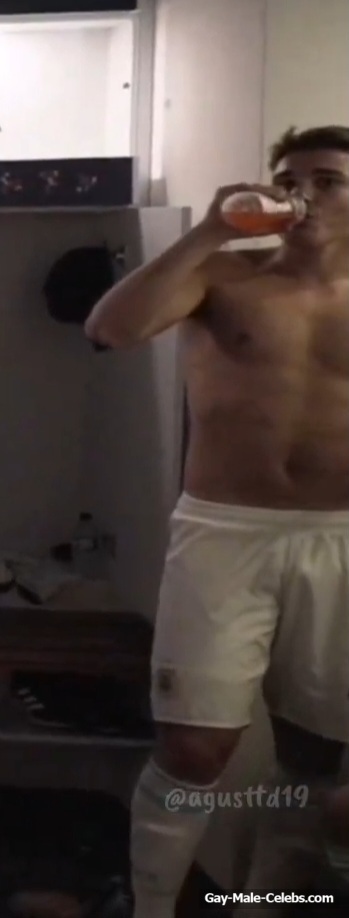Julian Alvarez nude and dick bulge pics