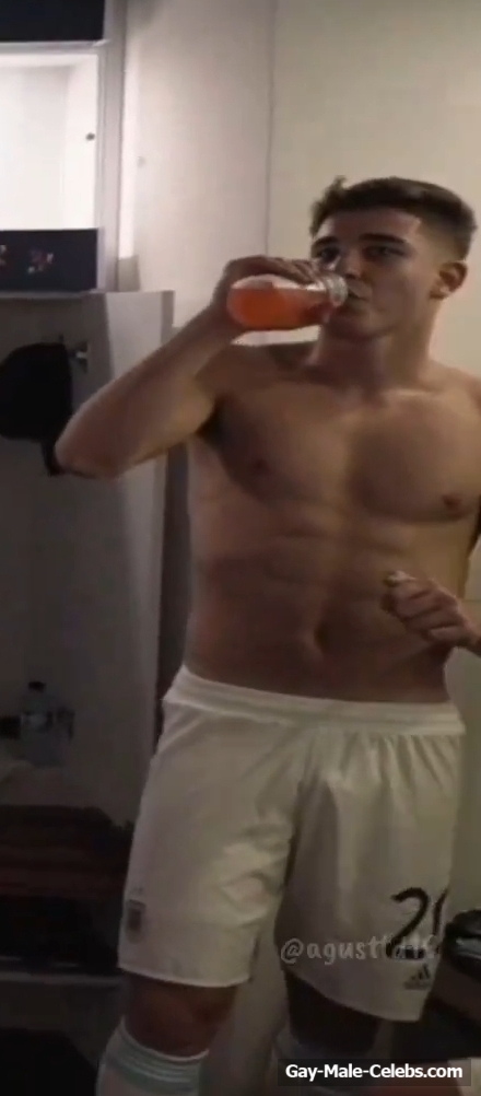 Julian Alvarez nude and dick bulge pics