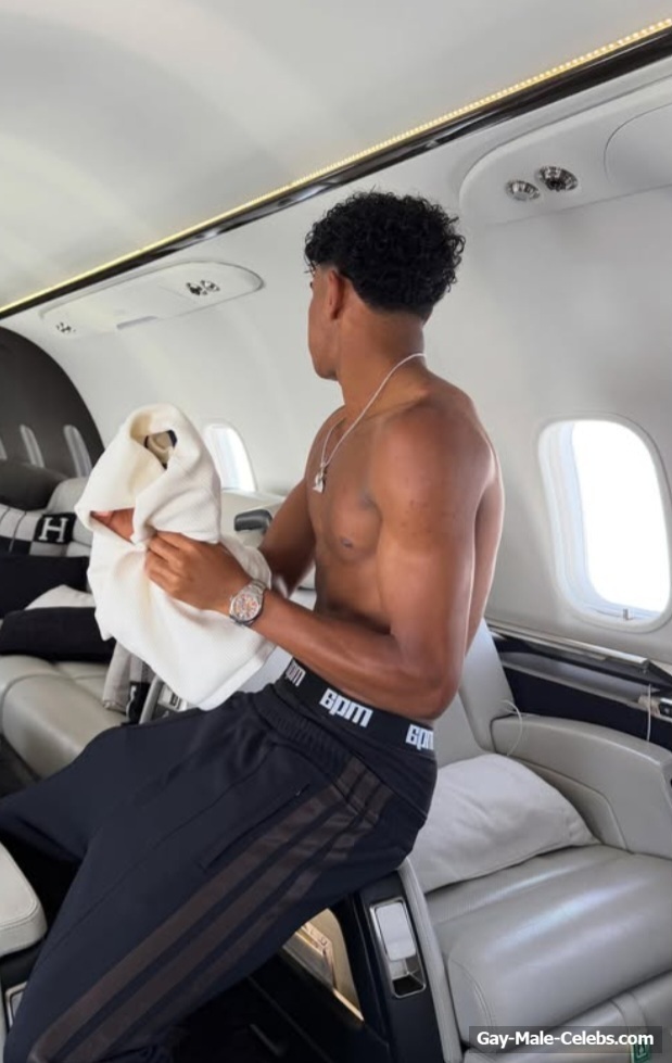 Lamine Yamal Naked Torso And Sexy Underwear Pics