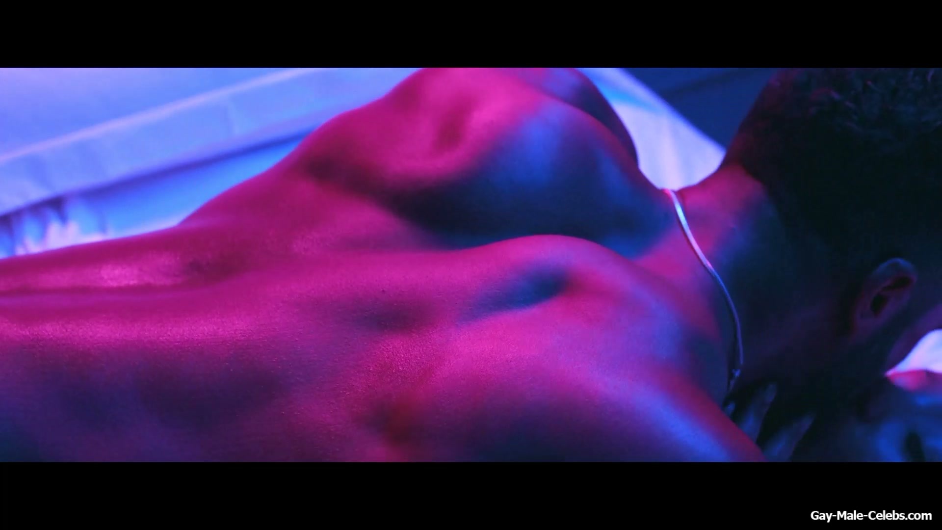 Lucien Laviscount Nude and Straight Sex in Strung