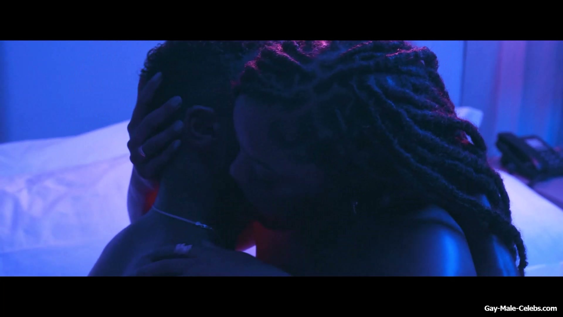 Lucien Laviscount Nude and Straight Sex in Strung