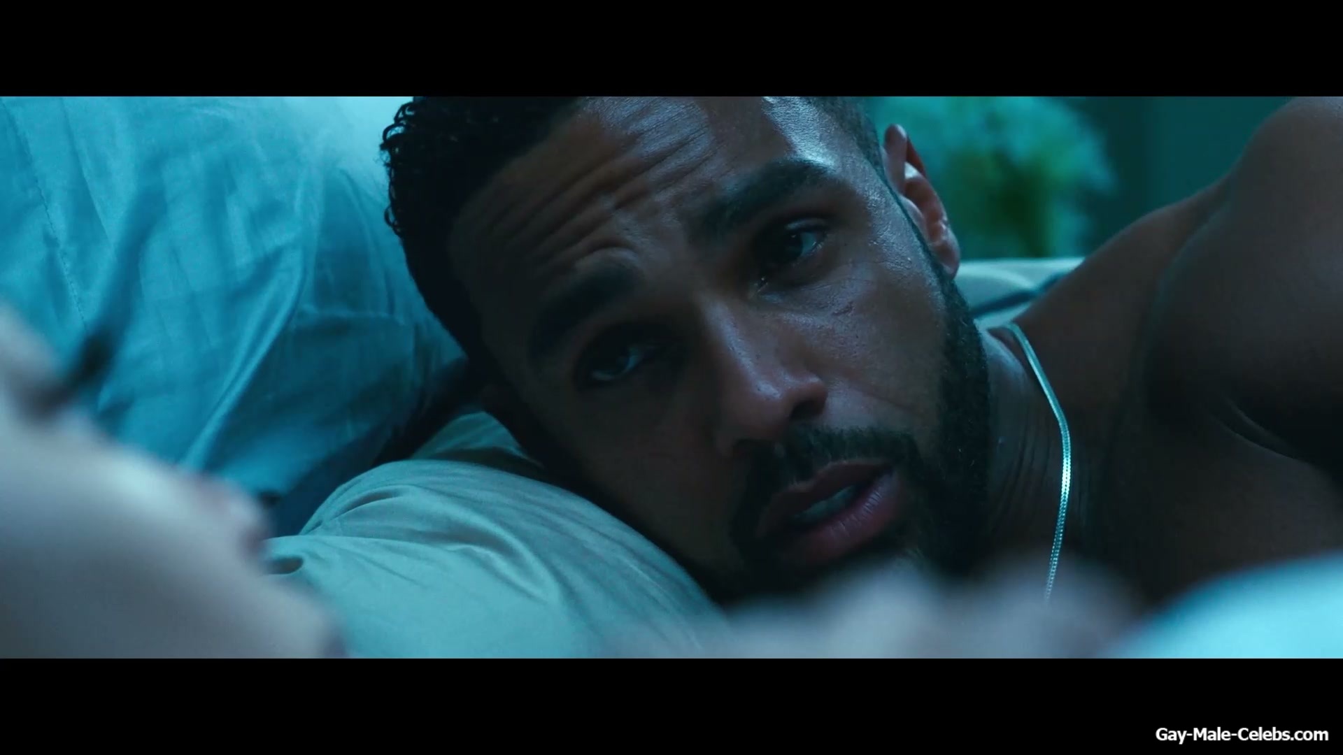 Lucien Laviscount Nude and Straight Sex in Strung
