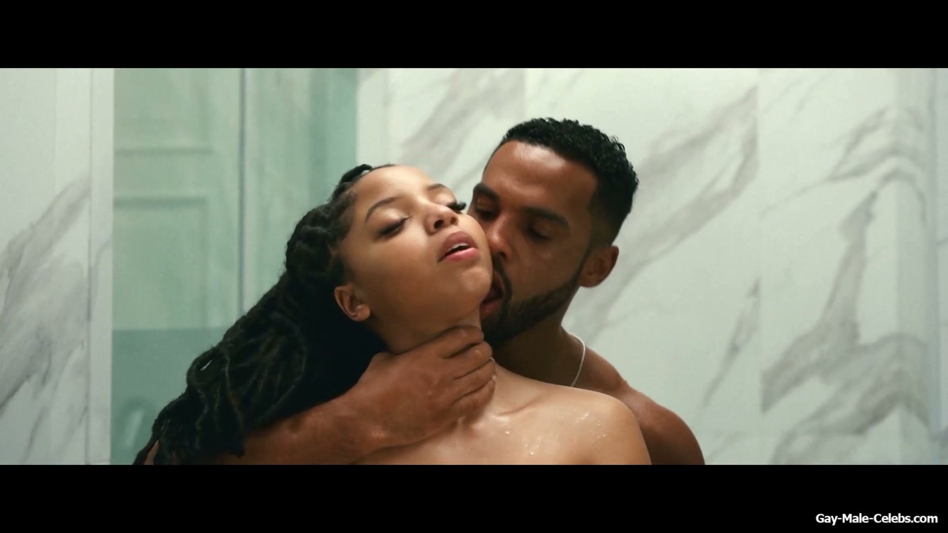 Lucien Laviscount Nude and Straight Sex in Strung