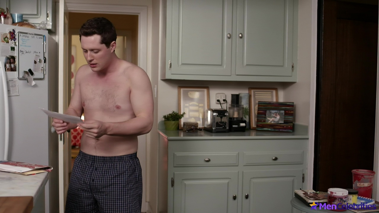 Noah Reid naked torso in Kevin From Work
