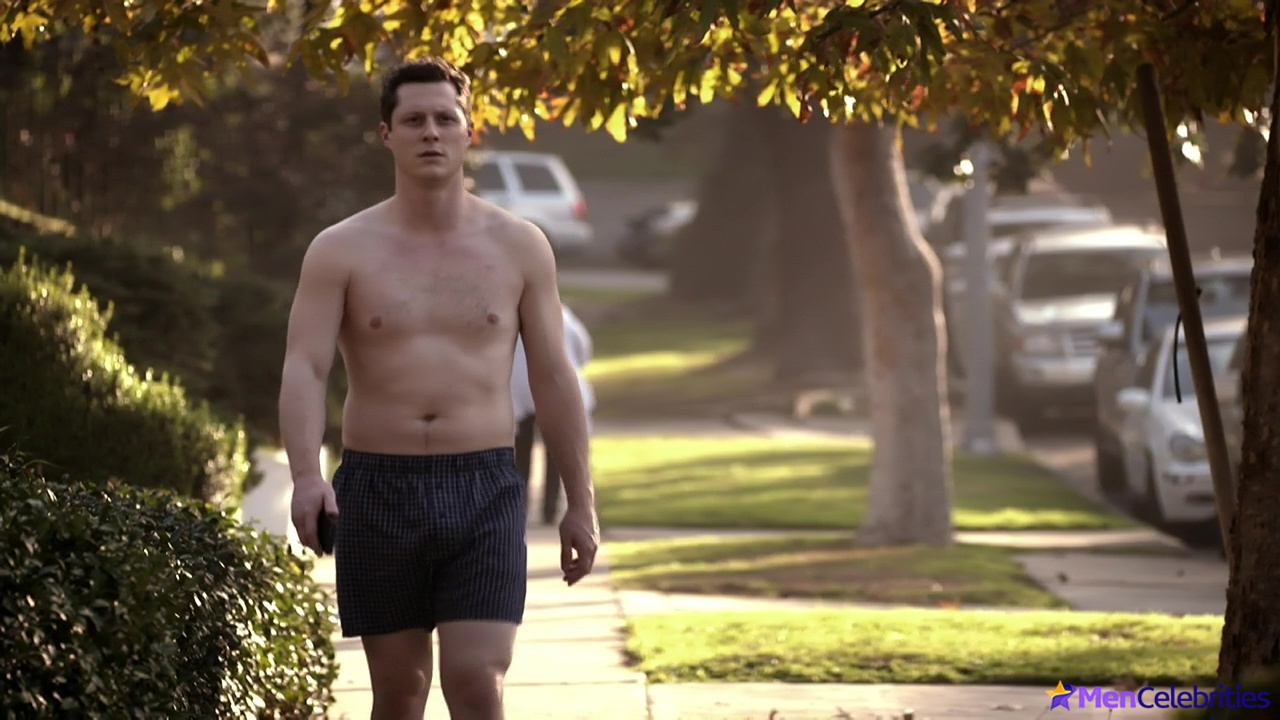 Noah Reid naked torso in Kevin From Work