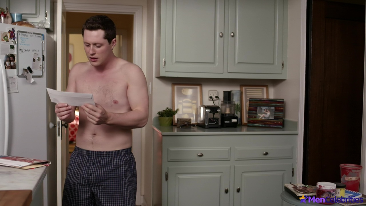 Noah Reid naked torso in Kevin From Work