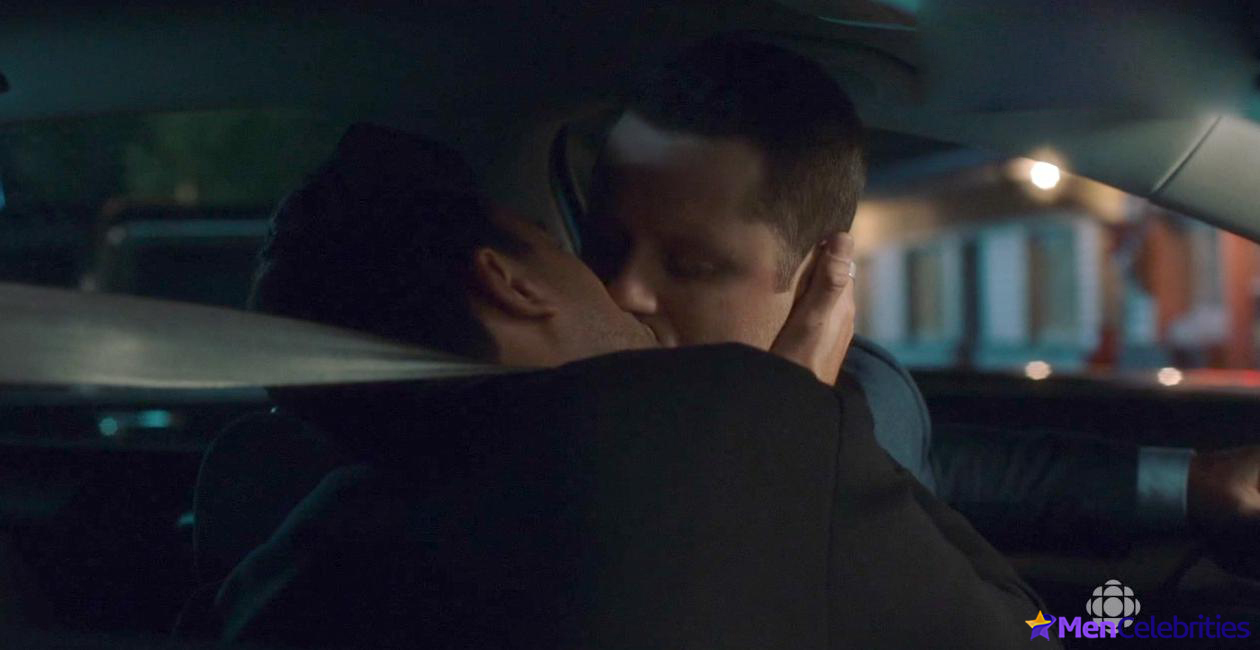 Noah Reid nude and erotic movie scenes