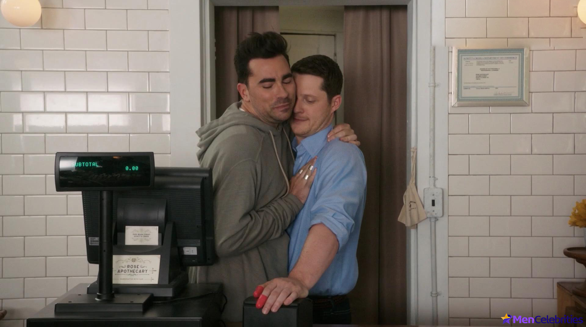 Noah Reid nude and erotic movie scenes