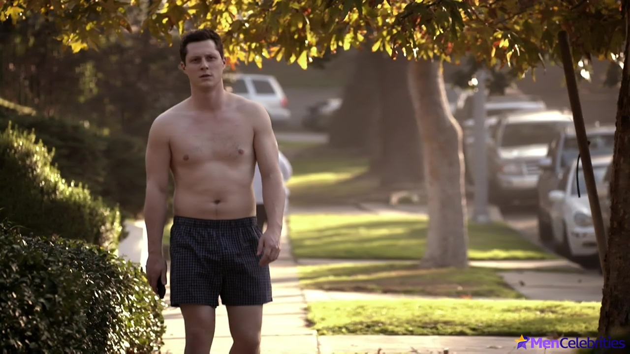 Noah Reid naked torso in Kevin From Work