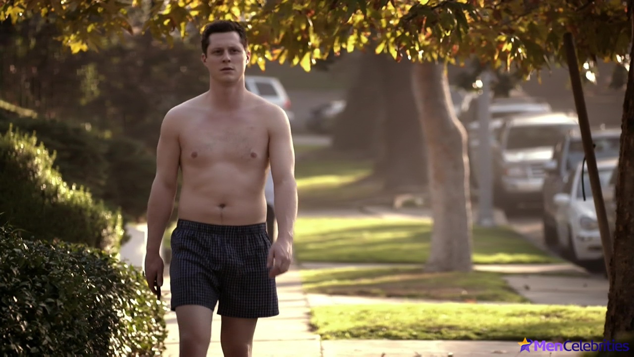Noah Reid naked torso in Kevin From Work
