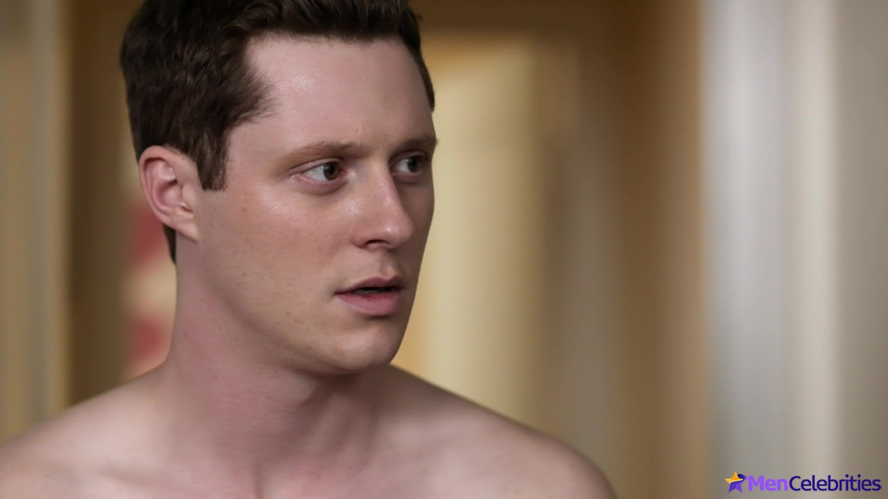 Noah Reid naked torso in Kevin From Work