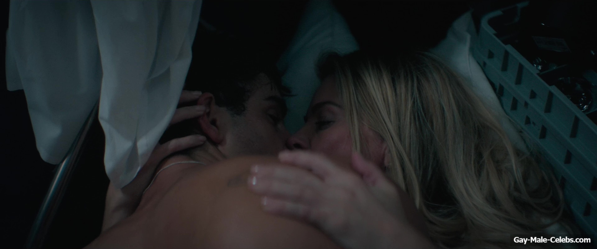 Oscar Casas Nude And Sex Scenes in Desire