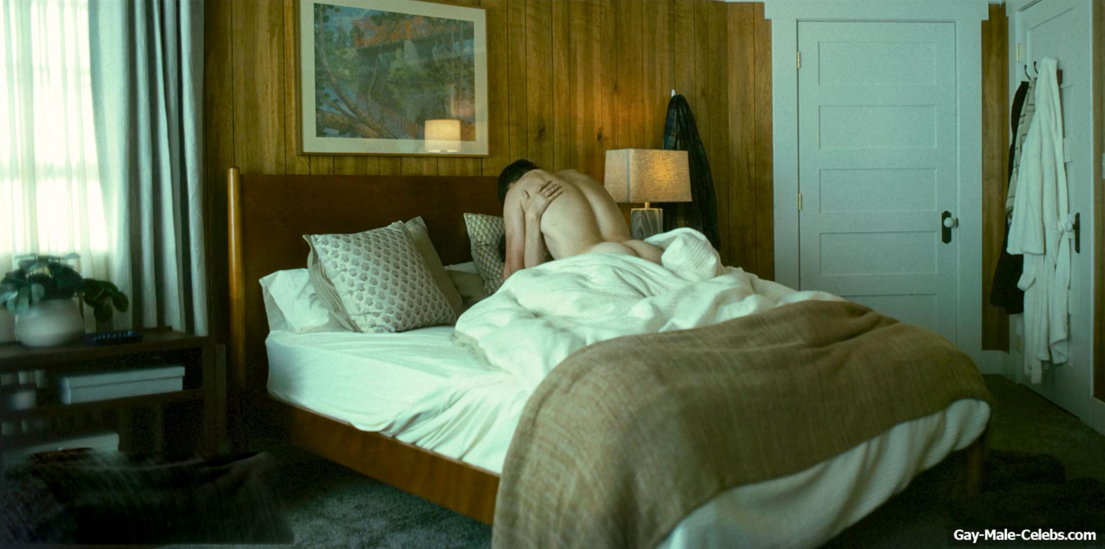 Phil Dunster Nude And Sex Scenes in Rooster