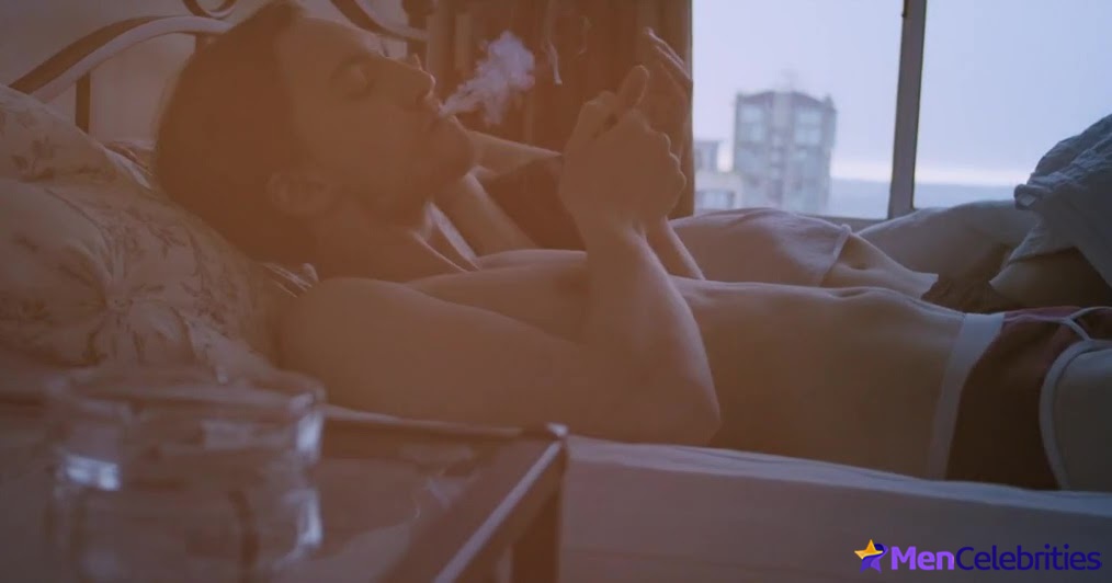 Richard Harmon nude in Woodland